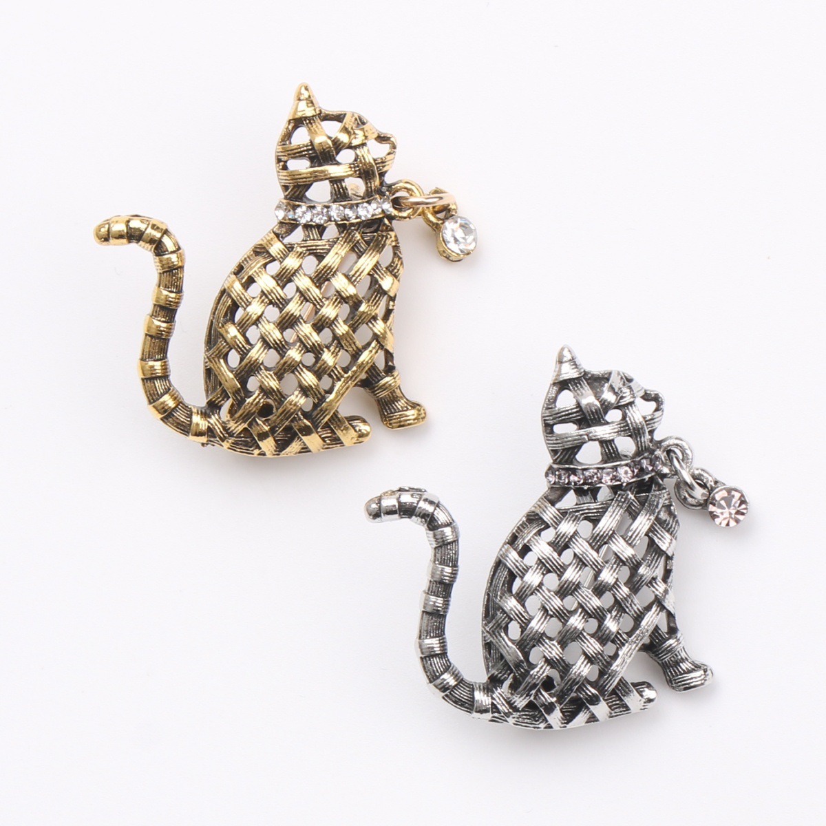 Collectible Vintage Brooches - Koleksi Bros Kucing Anyaman Hias, Perhiasan